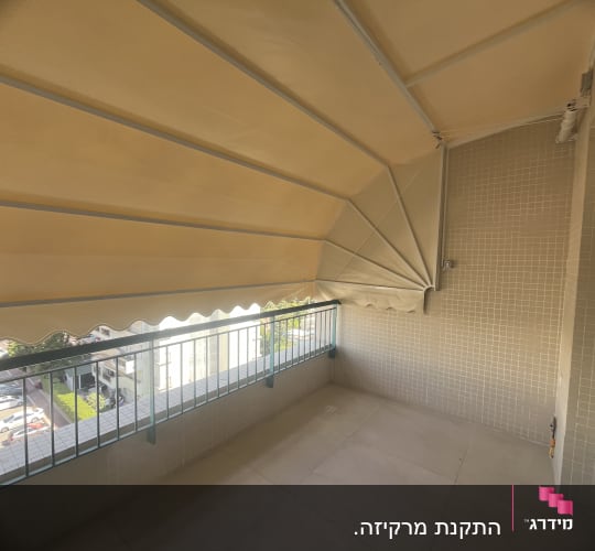 סוכך בד בז